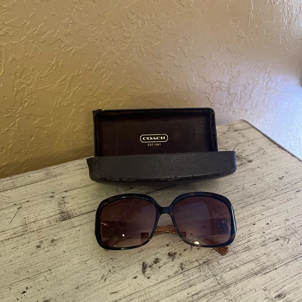 Coach Brown Sunglasses - Picture 1 of 5